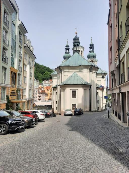 Hot Spring * Karlovy Vary